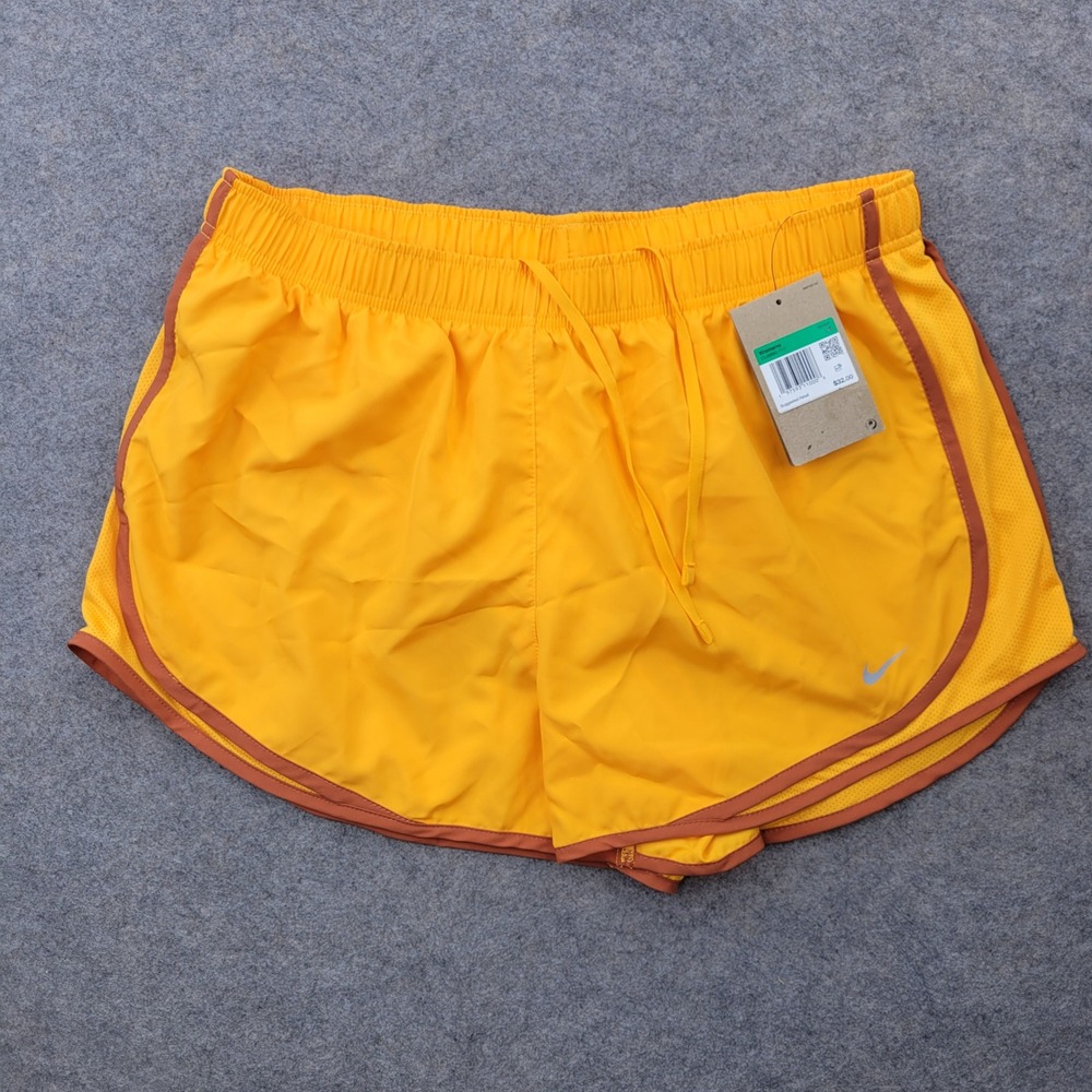 Nike‎ Womens XL Shorts Dri-FIT Tempo Running  University Gold CU8890-717